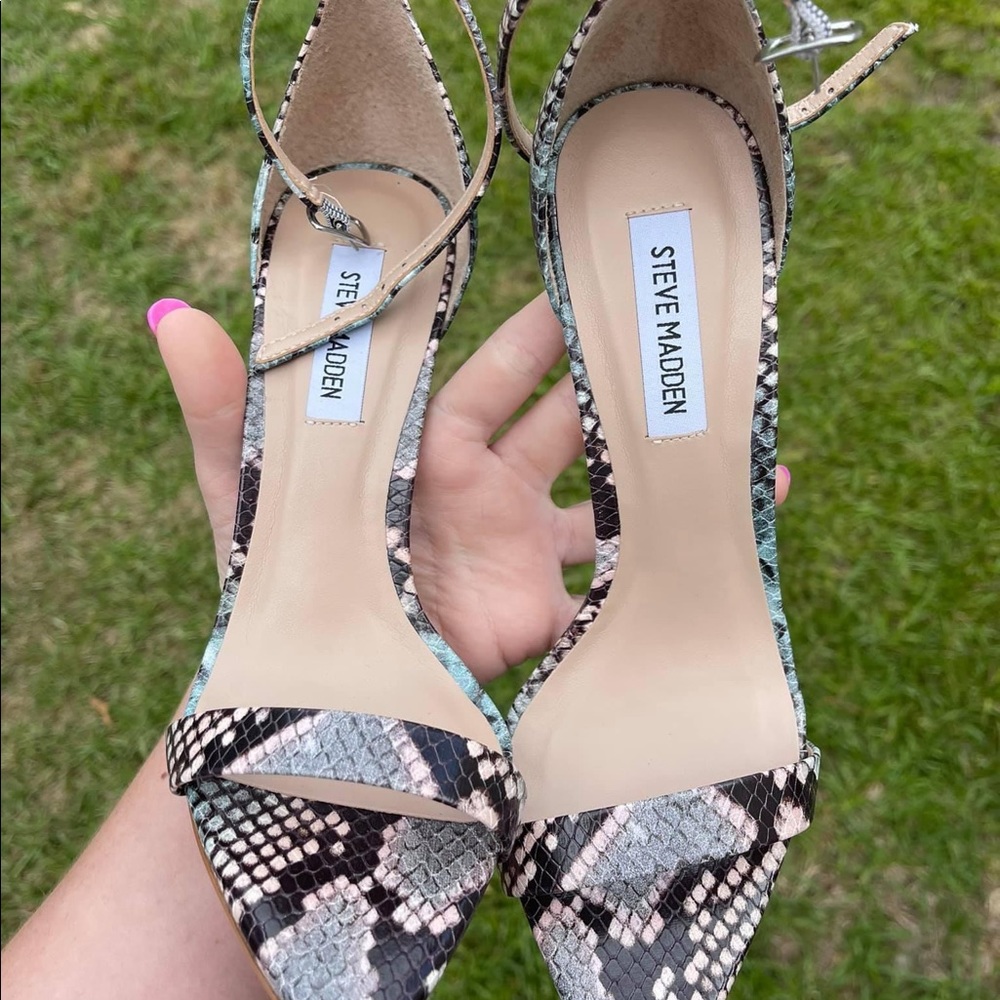 Steve Madden Heel